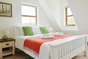 Meadow View House - Spacious Family Retreat in the Heart of Donegal - Finmore Bridge