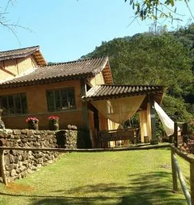 Vale das Quaresmeiras - São José da Pedra Menina