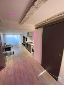 Maisons de vacances Joli T2 avec jacuzzi : photos des chambres