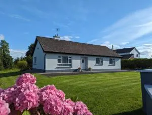 Home from home in East Galway - 比尔