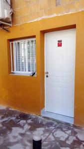 Estudio encantador cerca del carrefour rosaleda 1