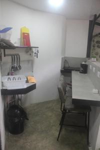 Villa Toronto-Jungle AC Suite for 3-Kitchen-Walk to Playa Chiquita