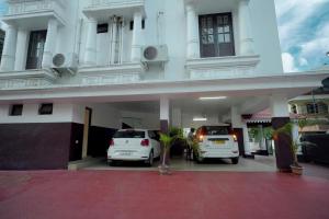 Orient Glory - Walk to Lulumall & Metro