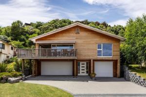 The Fantail Couples Retreat