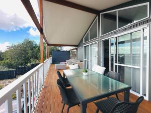 LakeView Retreat, 3x2, pet friendly, sleeps 8, 4WD & fishing