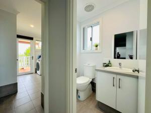 LakeView Retreat, 3x2, pet friendly, sleeps 8, 4WD & fishing