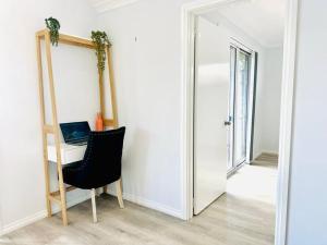 LakeView Retreat, 3x2, pet friendly, sleeps 8, 4WD & fishing