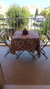 Coquet studio vue mer et place privée 10mn mer