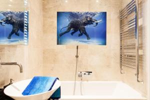 Cool Covent Garden Theatre Design Hub for Families Friends Couples