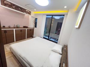 二室一厅-大阪中心-心斋桥-难波-梅田-USJ-日本桥-大阪城公园-京都神户奈良-地铁站200m