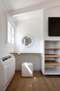Solo Bianco Suites