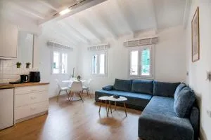 Solo Bianco Suites - Ayía Varvára