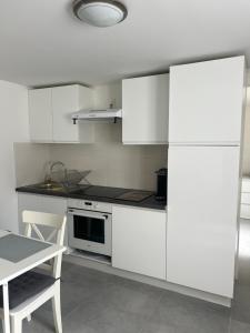 Appartements Appartement gris moderne Paris et aeroport Orly : photos des chambres