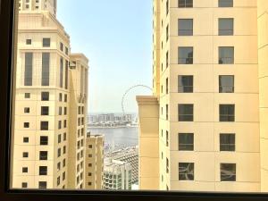 High Floor 1BR Apartment with breathtaking sea views of AIN Dubai