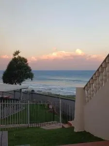 Uvongo Cabannas - 马盖特