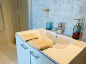Appartements Le FRIENDLY, proche PARIS : photos des chambres