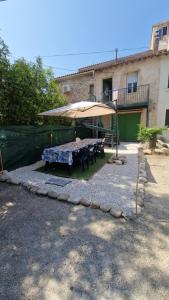 Maisons de vacances t3 ideal Curiste ! 2 min a pied de la cure thermale : photos des chambres