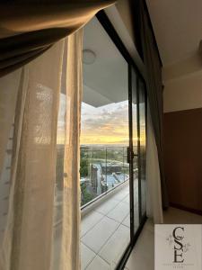 KAVENUE Cybercity Sunset View, 8-10 pax