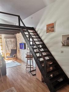 Gallery apartment Budva