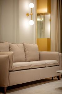 Marble Suite