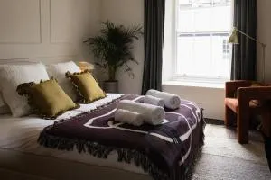 Stylish 3 bed Townhouse With Wood Fired Hot Tub - 彭林