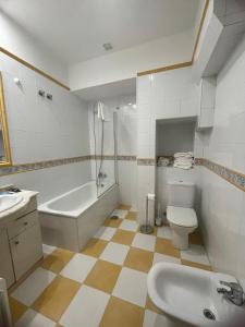 Casco Vello Vigo Oliva 8