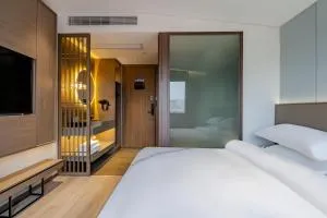 艺龙瑞云酒店（阜阳师范大学商厦时代广场店） - 阜阳