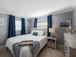 2BR Near The Beach !Walk 2 Everything!