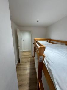 Cozy Apartment - 5 min from Camden Market HW7