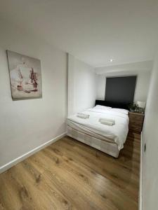 Cozy Apartment - 5 min from Camden Market HW7