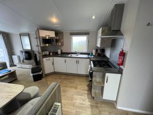 3 Bedroom Caravan MC37, Shanklin, Isle of Wight