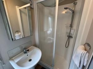 3 Bedroom Caravan MC37, Shanklin, Isle of Wight