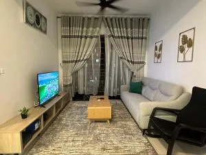 Homestay Teratak Adelia 2, Bangi Avenue Kajang - Kampong Batu Lima Bangi