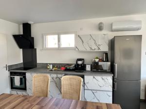 Maison 50 avec 5 chambres lechaffardcom