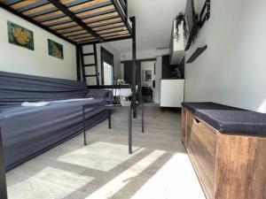 Appartements Studio independant, Neuf, jardin calme et paisible : photos des chambres