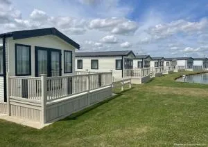 Golden Palm Resort - Helsey