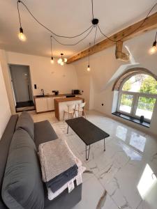 Dworskiego 74, Apartament 2