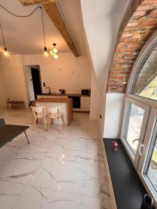 Dworskiego 74, Apartament 2