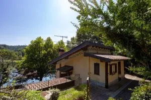 Villa con darsena-Castelletto Ticino - Vergiate