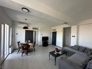 IS suites