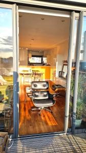 Roof Terrace, 2-bed 2-bath, Stoke Newington