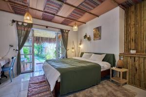 Bamboo Garden House By Hoa