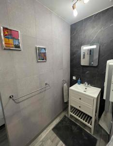 Villas Superbe Villa avec piscine, 4 chambres a Vinassan : photos des chambres