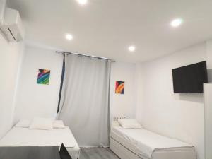 Estudio en Callao, 4 personas