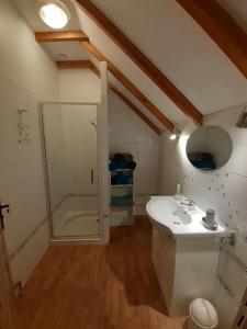 Maisons de vacances LE SOURCIER : photos des chambres