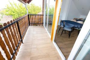 One-bedroom apartment with terrace