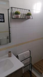 Views, Family & Private Parking in Alto Albayzín