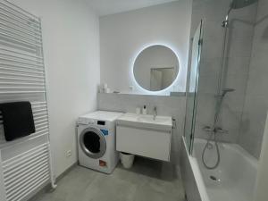 SAG In the heart of the old town Free parking Free wi-fi