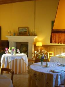 Maisons d'hotes Chateau des Salles : photos des chambres