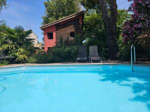 Appartements Studio RDC terrasse , climatise, tout confort : photos des chambres